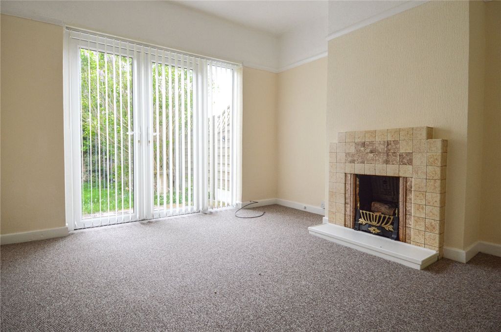 Property photo 2 of 13 Picture No. 11