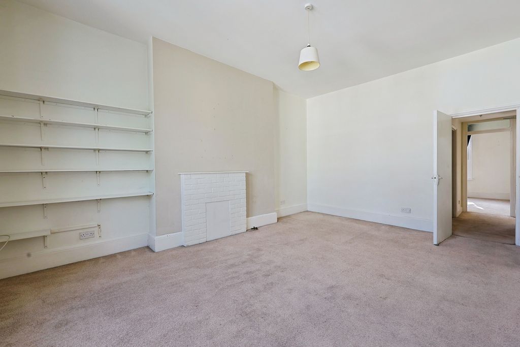 Property photo 1 of 11 Pbox-Img.Jpg