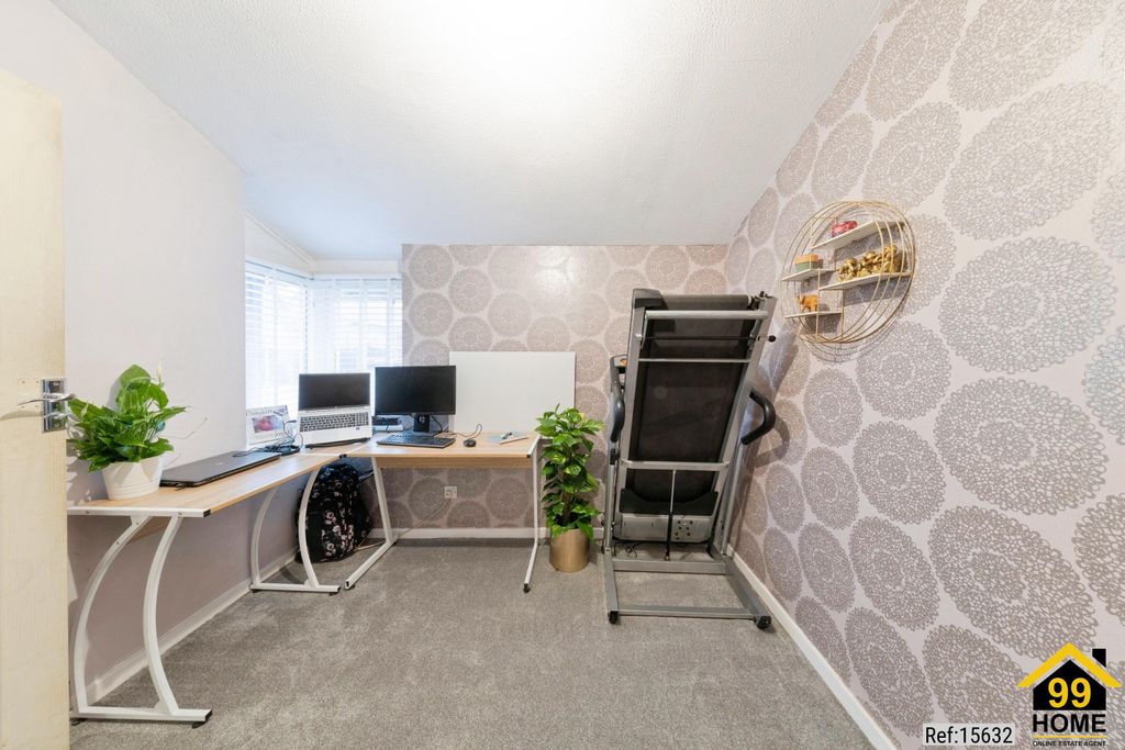 Property photo 3 of 19 Photo 2