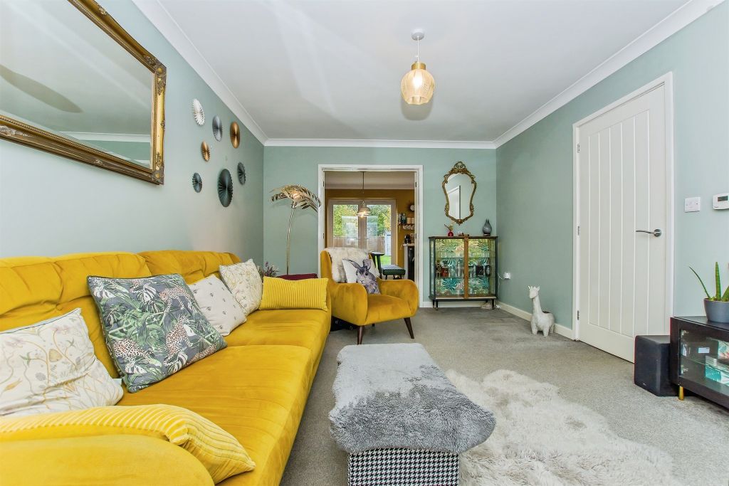 Property photo 3 of 17