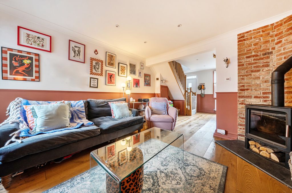 Property photo 3 of 13 15222726