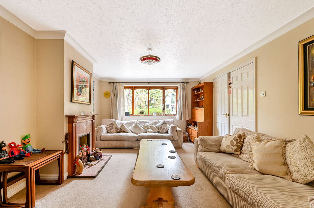 Property photo 2 of 15