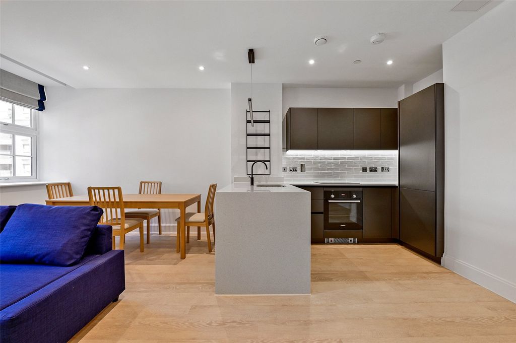 Property photo 2 of 17 Reception Room