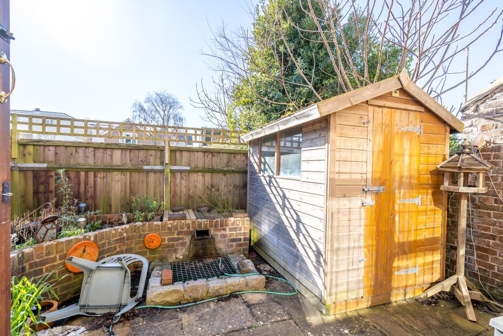 Property photo 2 of 10 Courtyard Garden.Jpg