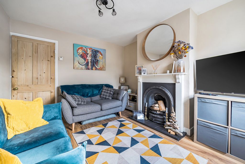 Property photo 2 of 18 1403457-3-697373E...