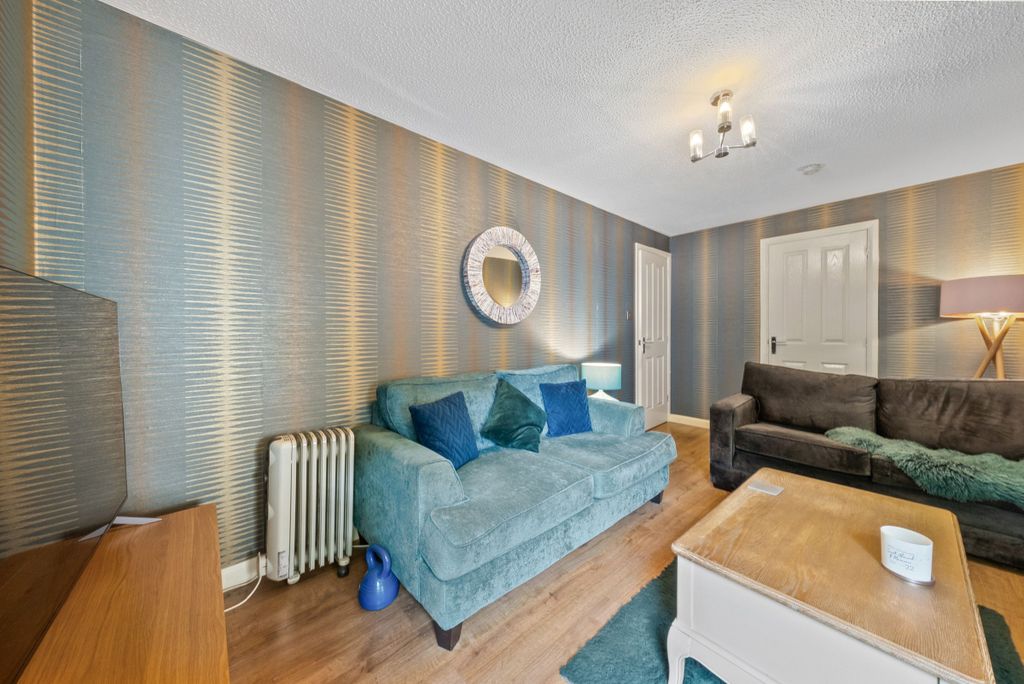 Property photo 2 of 24