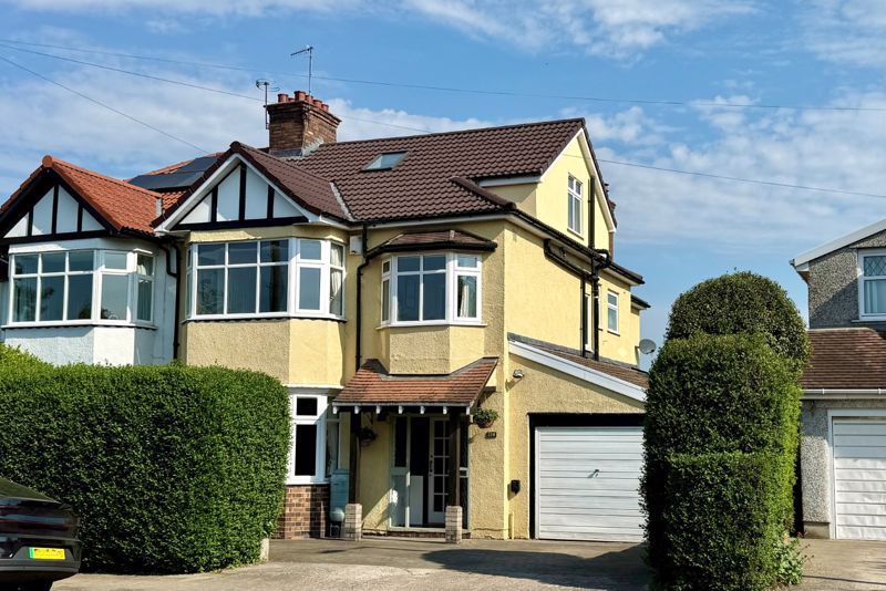 Property photo 1 of 18 External