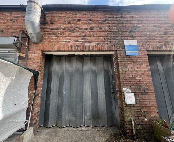 Property photo 1 of 4