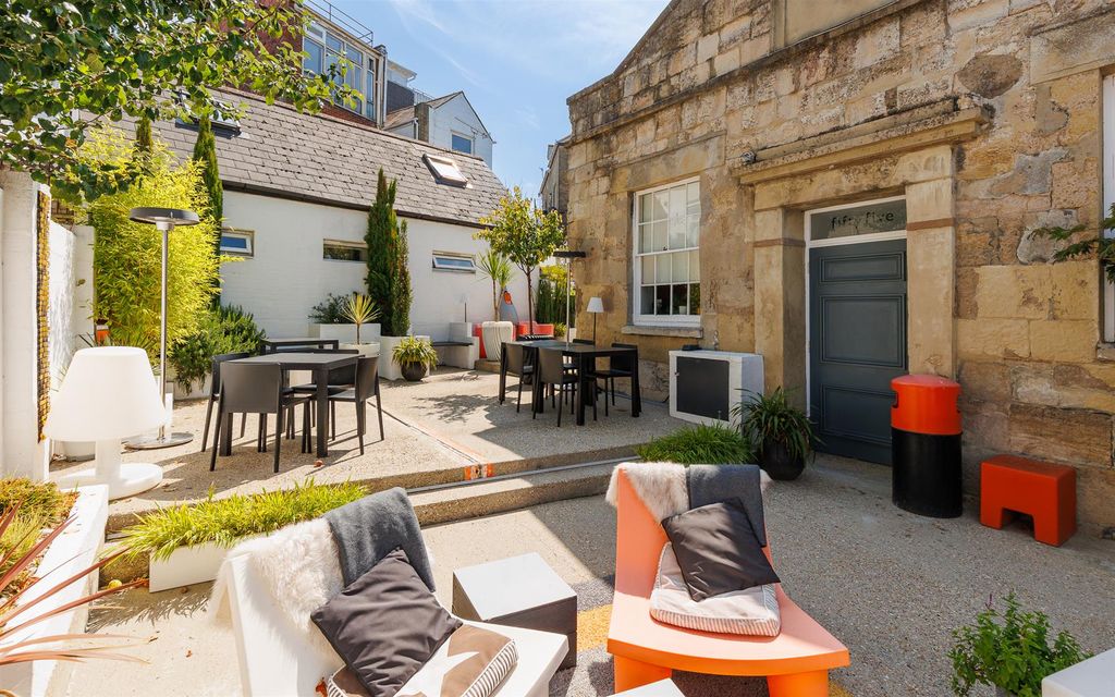 Property photo 2 of 41 55.Jpg