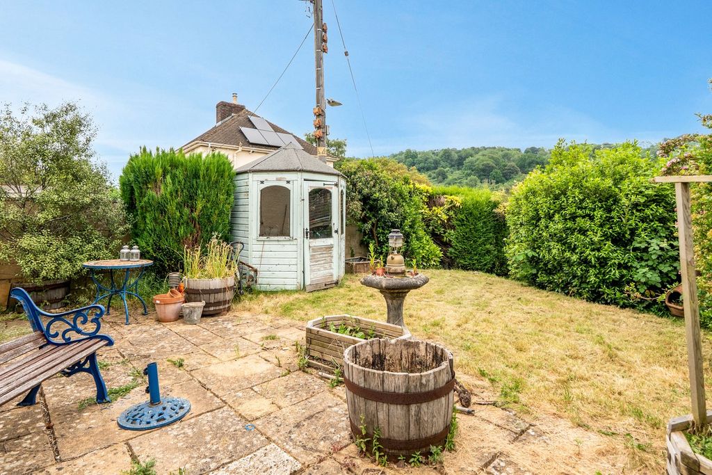 Property photo 2 of 12
