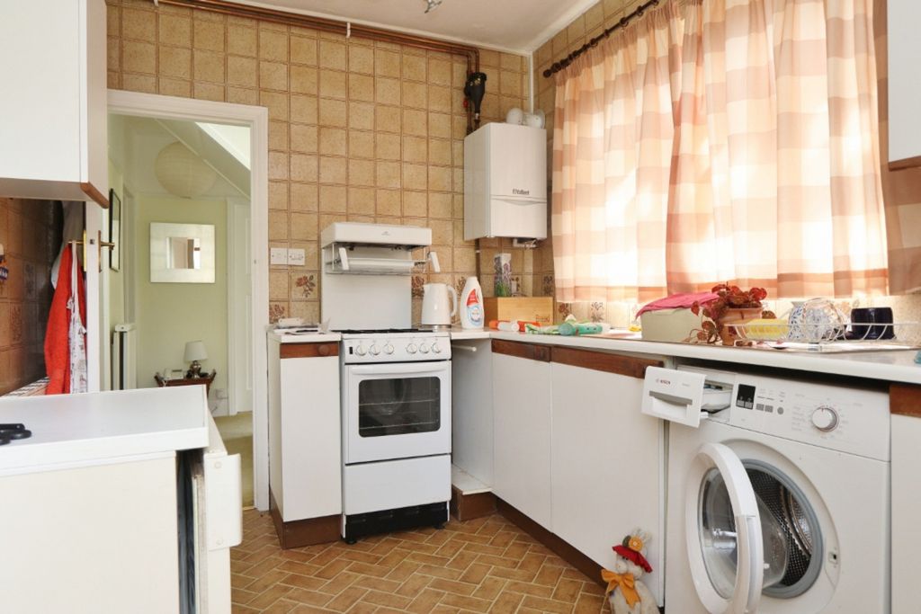 Property photo 3 of 14