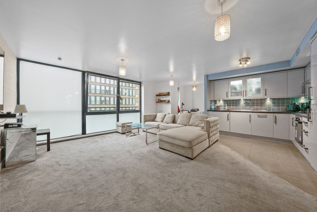 Property photo 2 of 20 Dsc02283