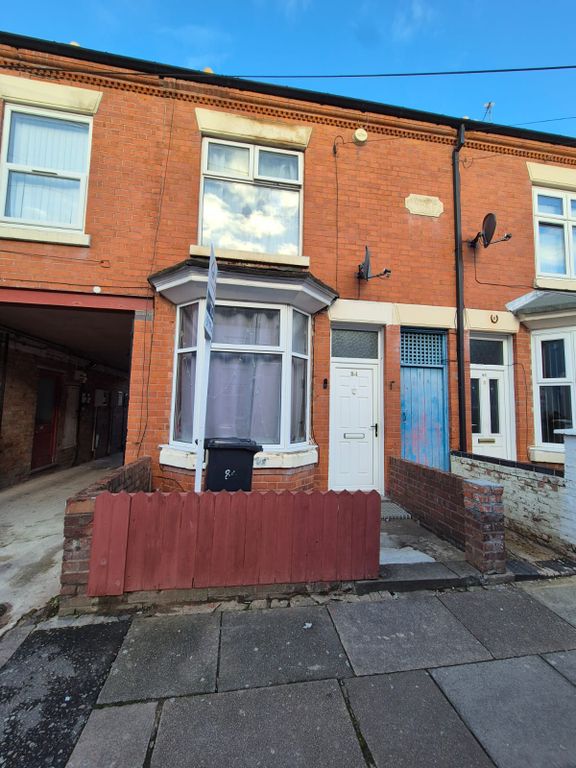 Property photo 1 of 7 Frontage