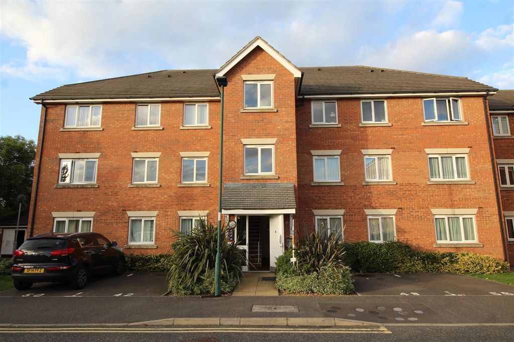 Property photo 1 of 8 62 Fellowes Front.Jpg