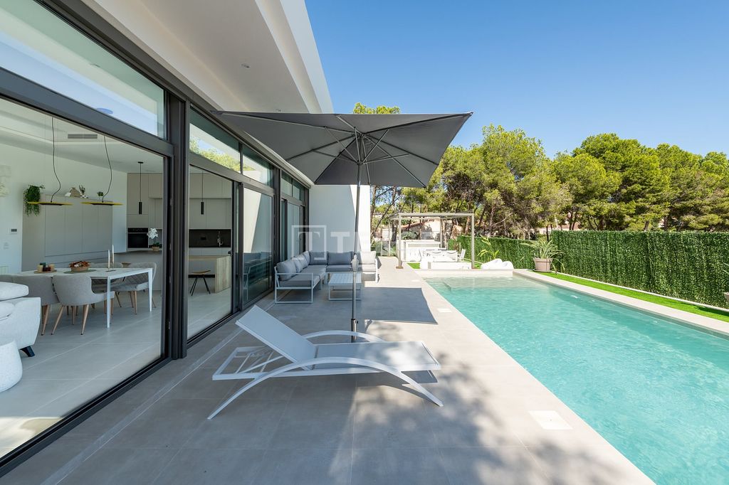 Property photo 3 of 29