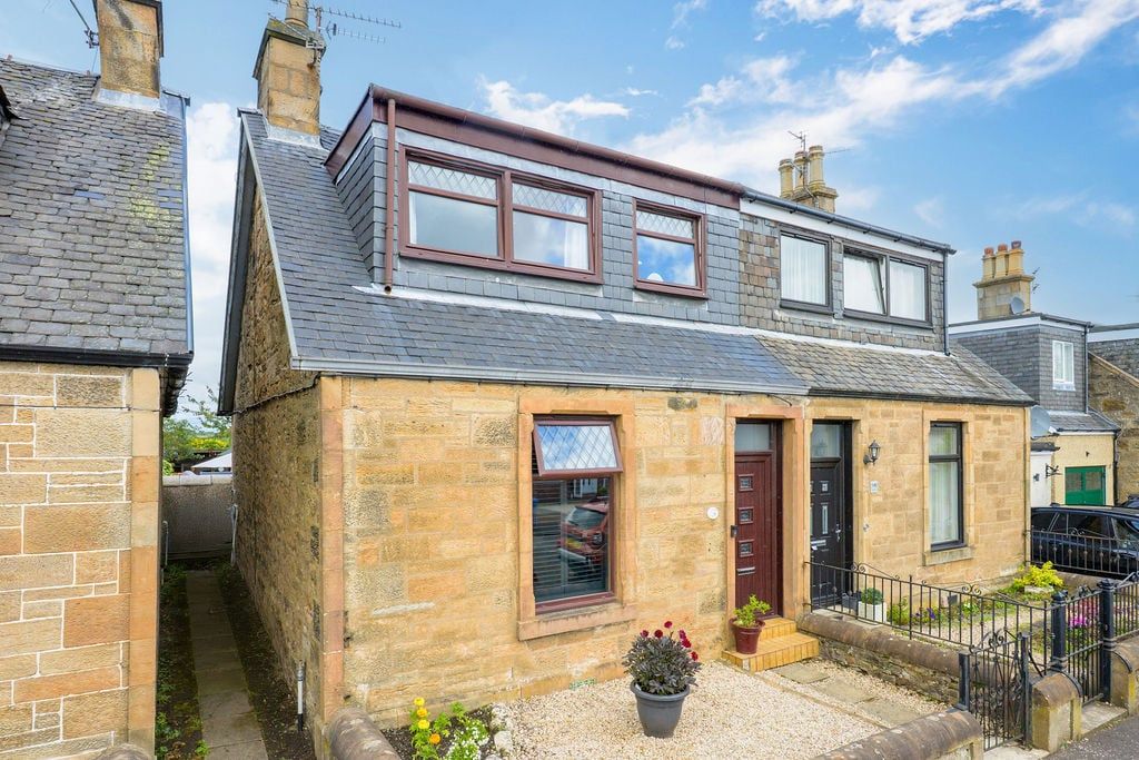 Property photo 1 of 40