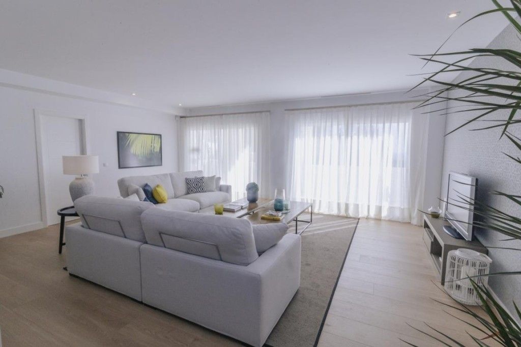 Property photo 3 of 10 Mini_Branders &amp; Co - Amanda Watt-24