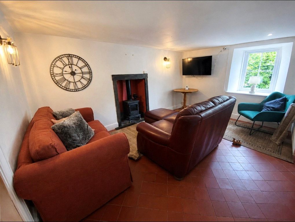 Property photo 2 of 15 Picture No. 05