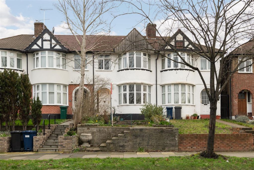 Property photo 1 of 16 Hampden 19.Jpg