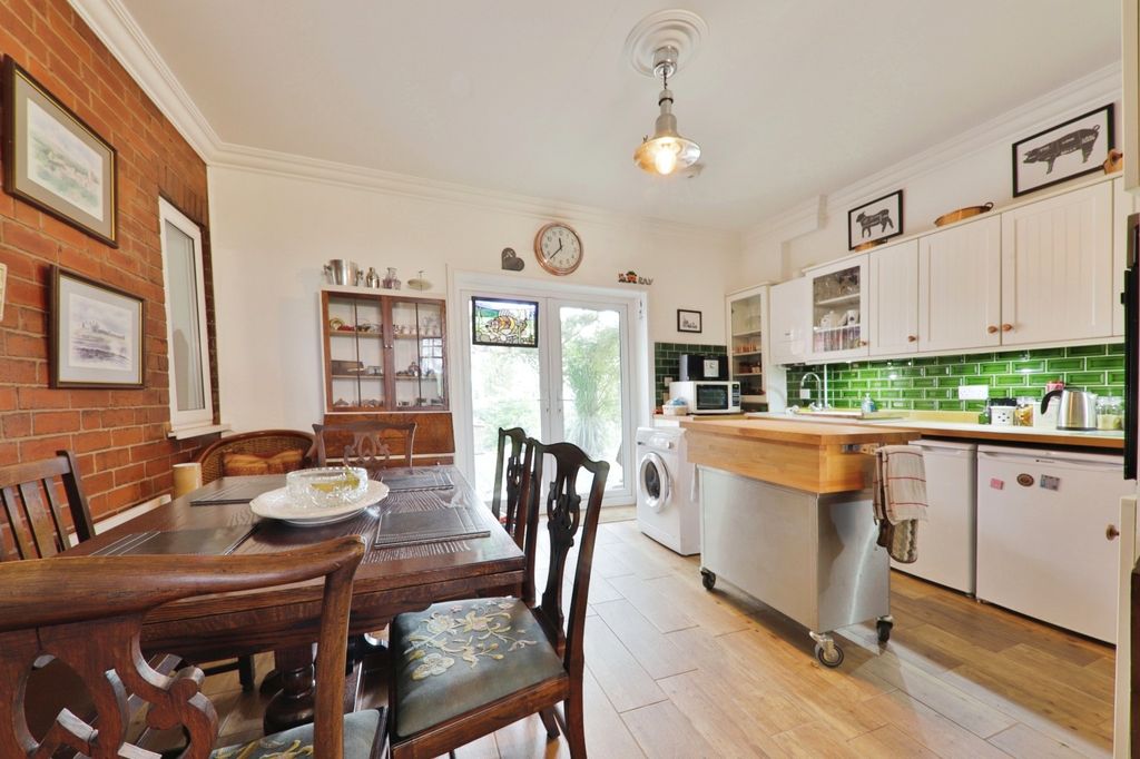Property photo 3 of 29 3434868