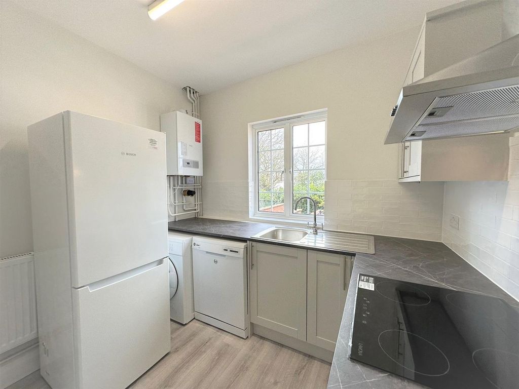 Property photo 3 of 10 Kc1.Jpeg