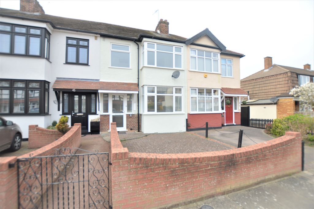 Property photo 2 of 18