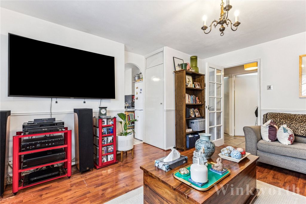 Property photo 2 of 9 Picture No. 12