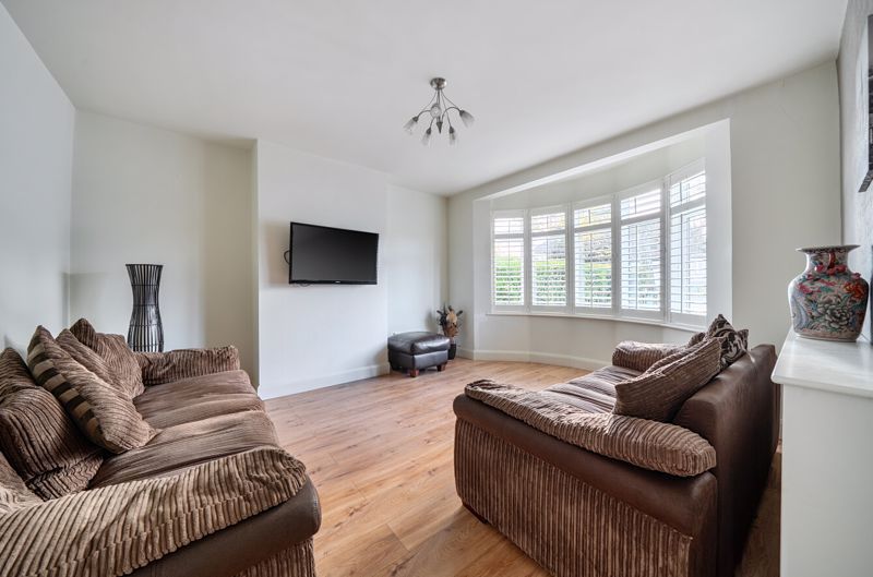 Property photo 3 of 16 Lounge Angle 1