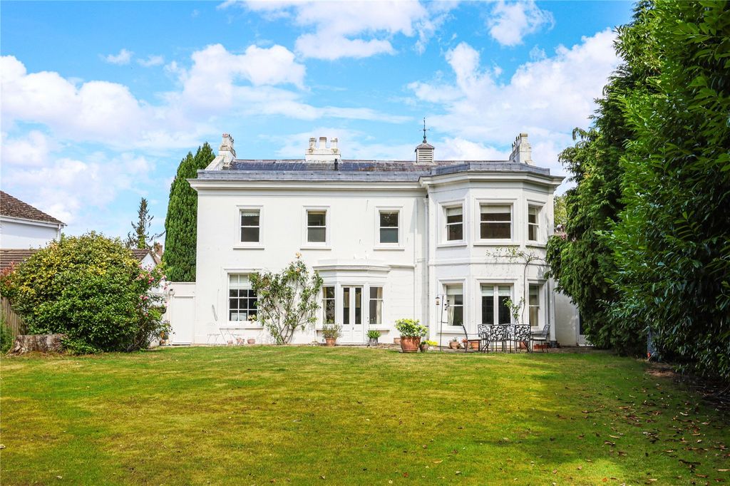 Property photo 1 of 18 Picture No. 22