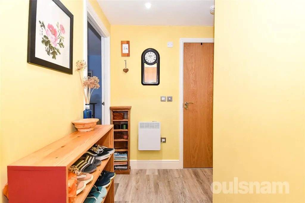 Apartment in Birmingham, Kings Heath, West Midlands - More