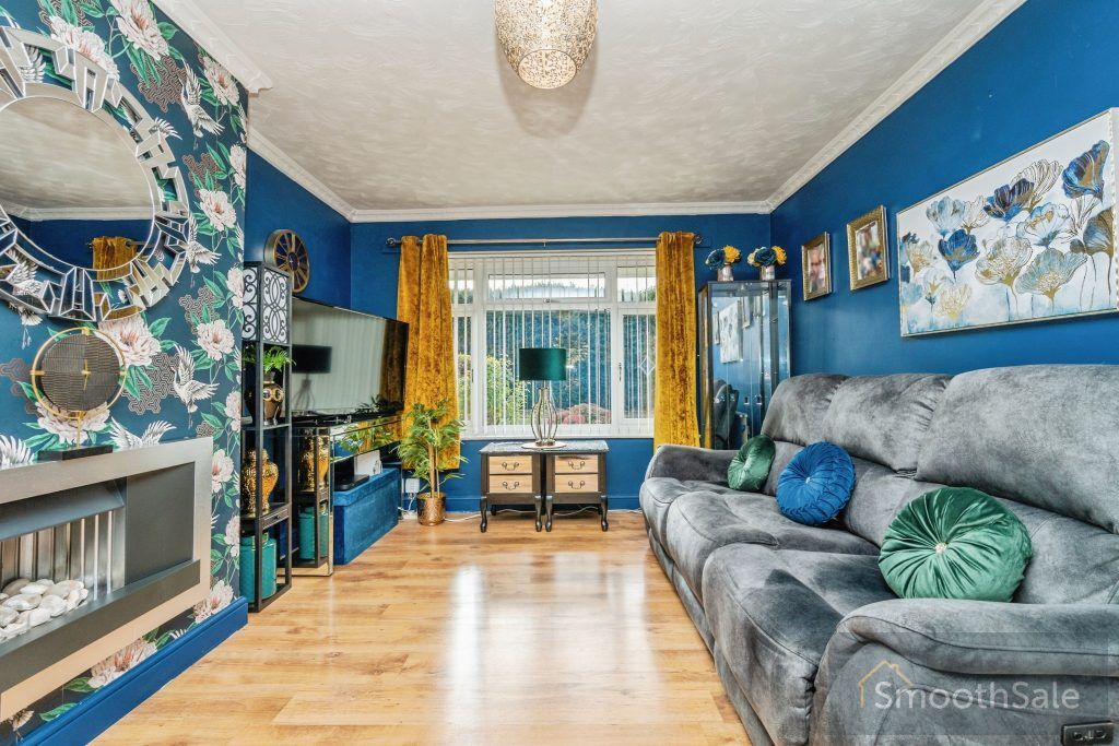 Property photo 3 of 25