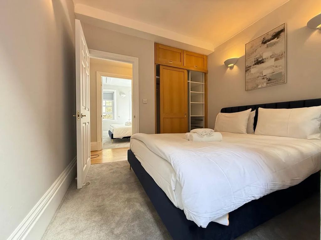 Property photo 3 of 9 Photo 3