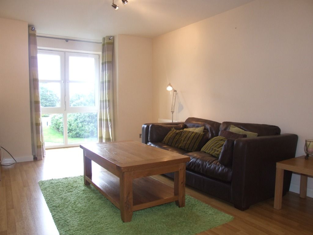 Property photo 2 of 9