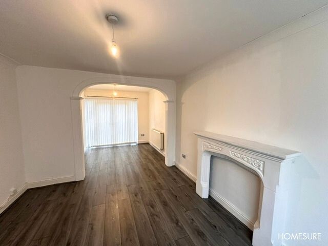 Property photo 3 of 9 Living Area