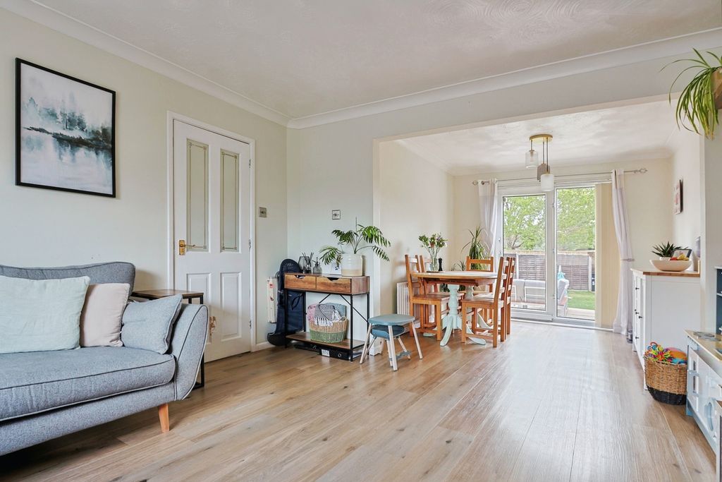 Property photo 3 of 18 Pbox-Img.Jpg