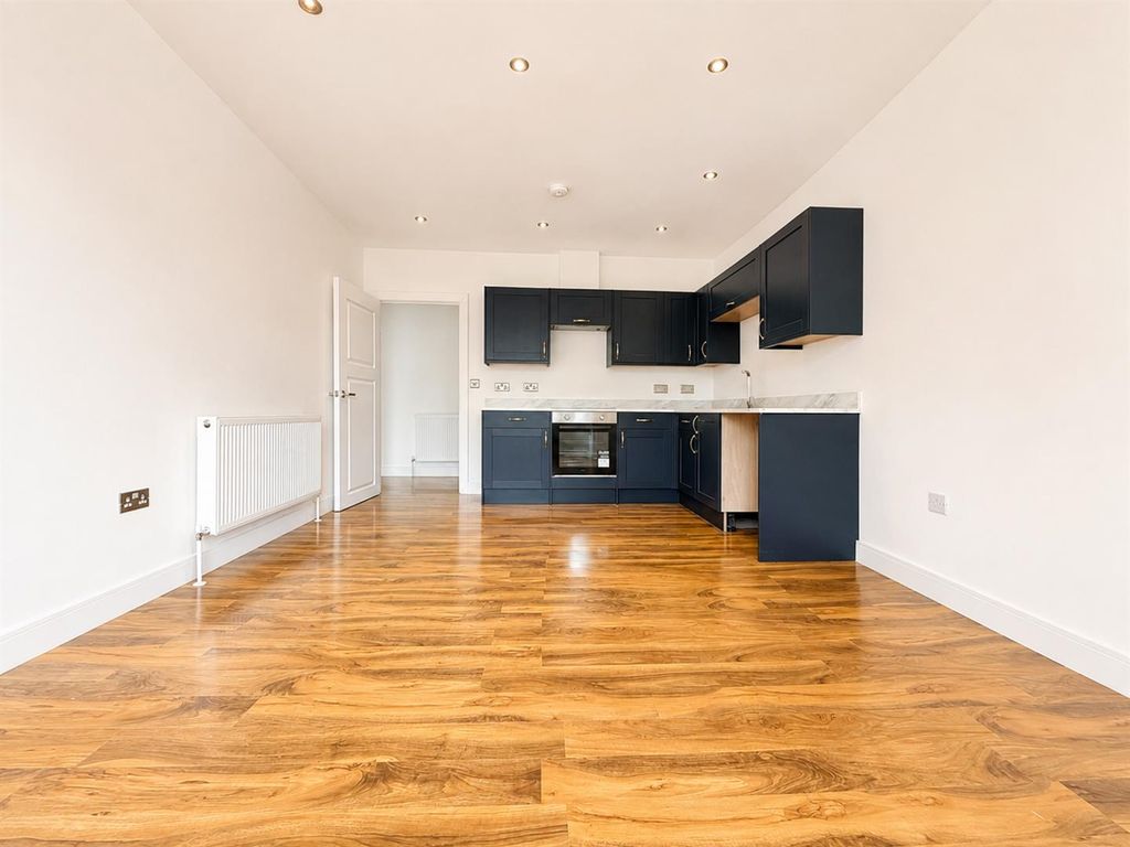 Property photo 2 of 11 2231B41C-3636-4Db3-B668-Fa2Aa7Dda77E.Jpg