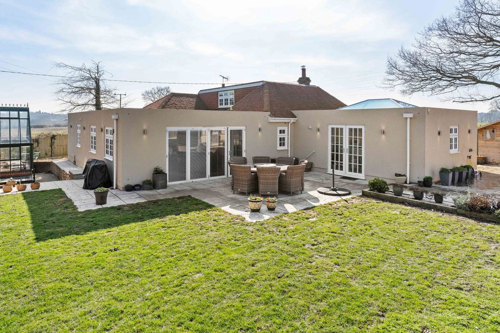 Property photo 2 of 49