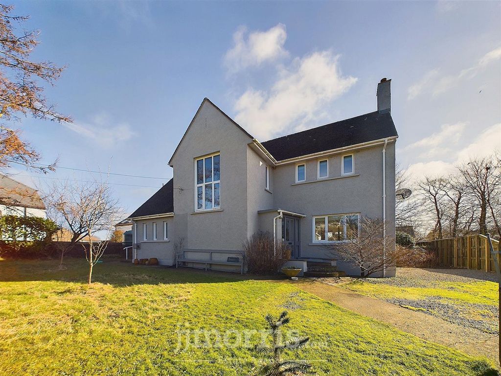 Property photo 1 of 24