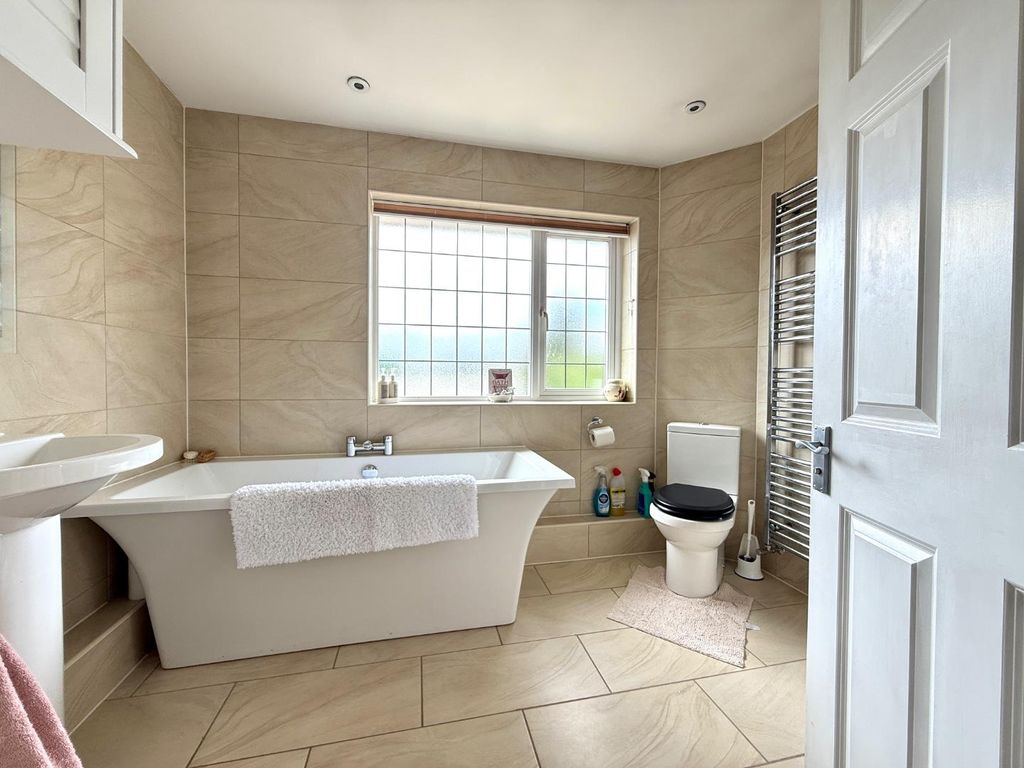 Property photo 2 of 24 Img_0301.Jpeg