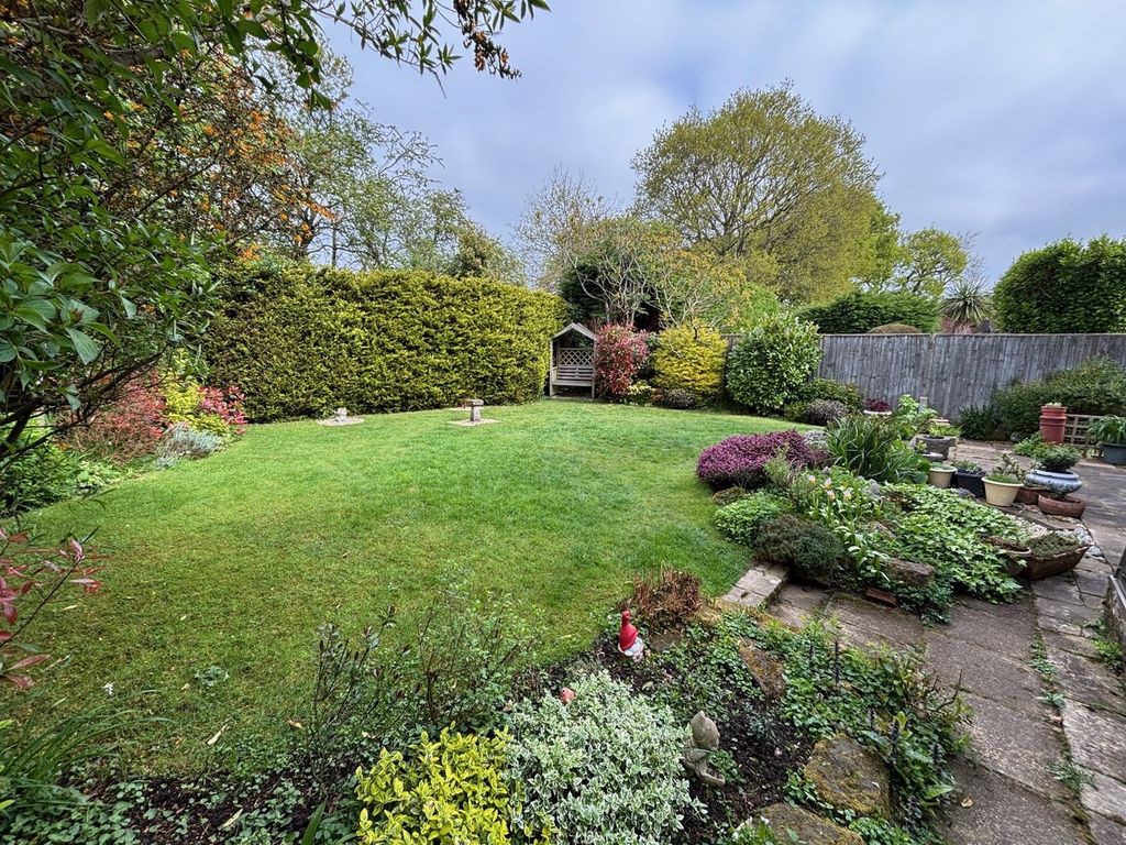 Property photo 2 of 22