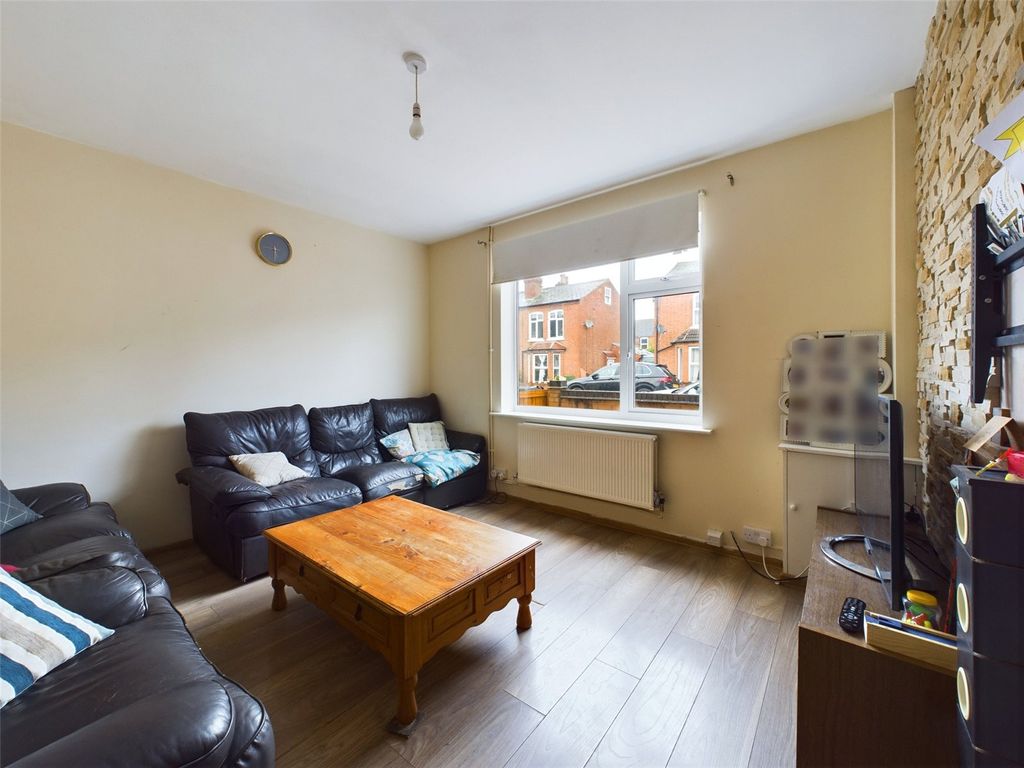 Property photo 3 of 14 Picture No. 04