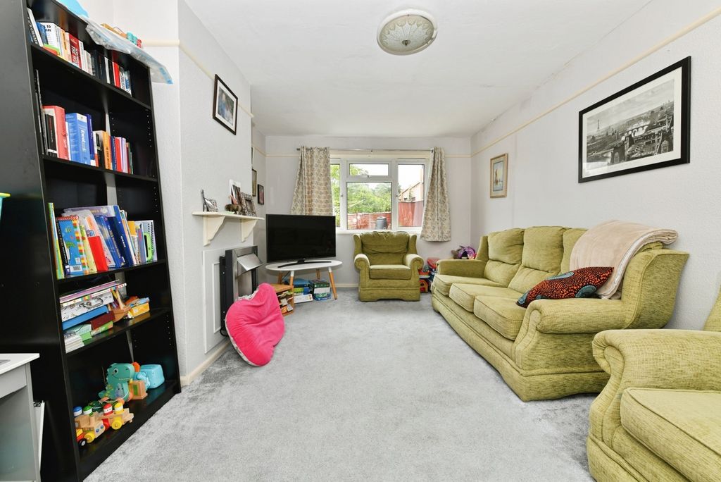 Property photo 2 of 20 Pbox-Img.Jpg
