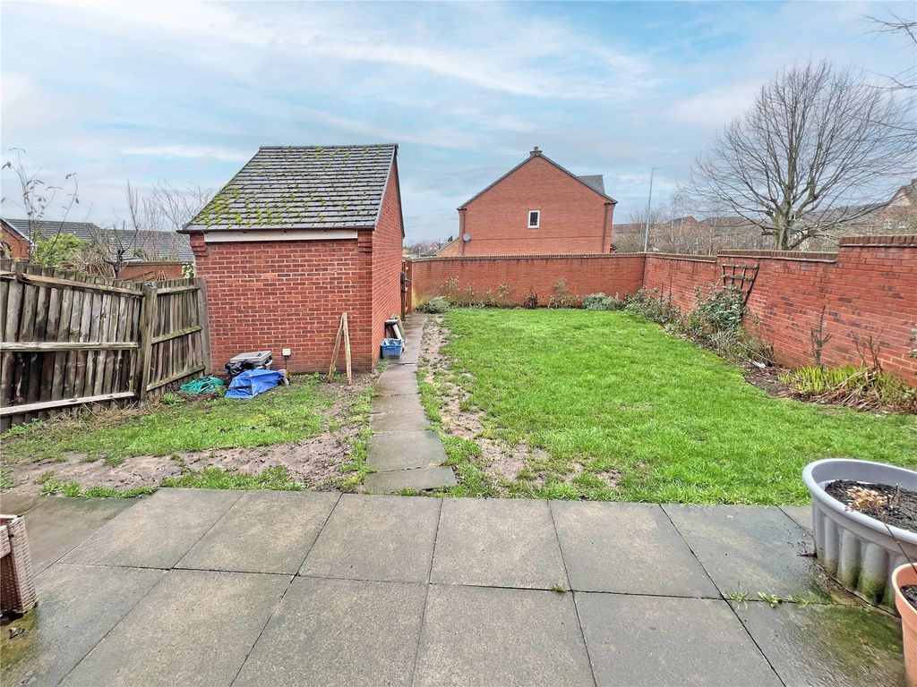 Property photo 3 of 11 Picture No. 13