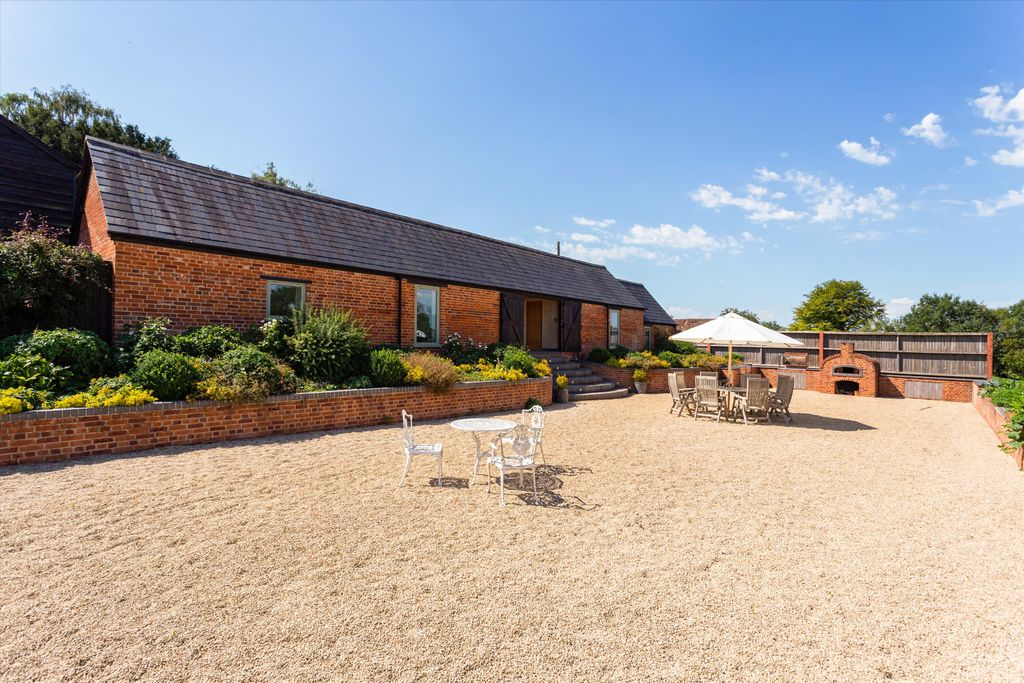 Property photo 1 of 32 Image