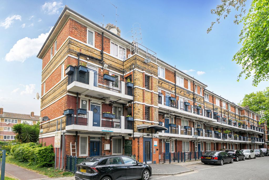 Property photo 1 of 21 1463301-2-6A0B106...