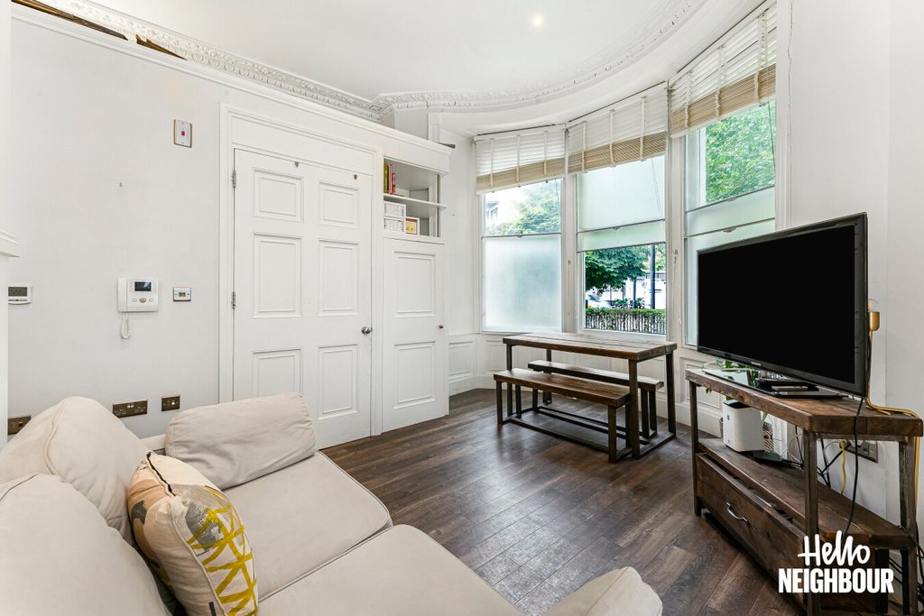 Property photo 3 of 14 Photo 2