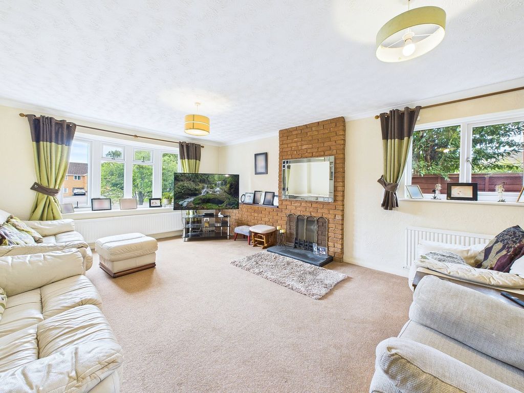Property photo 3 of 31