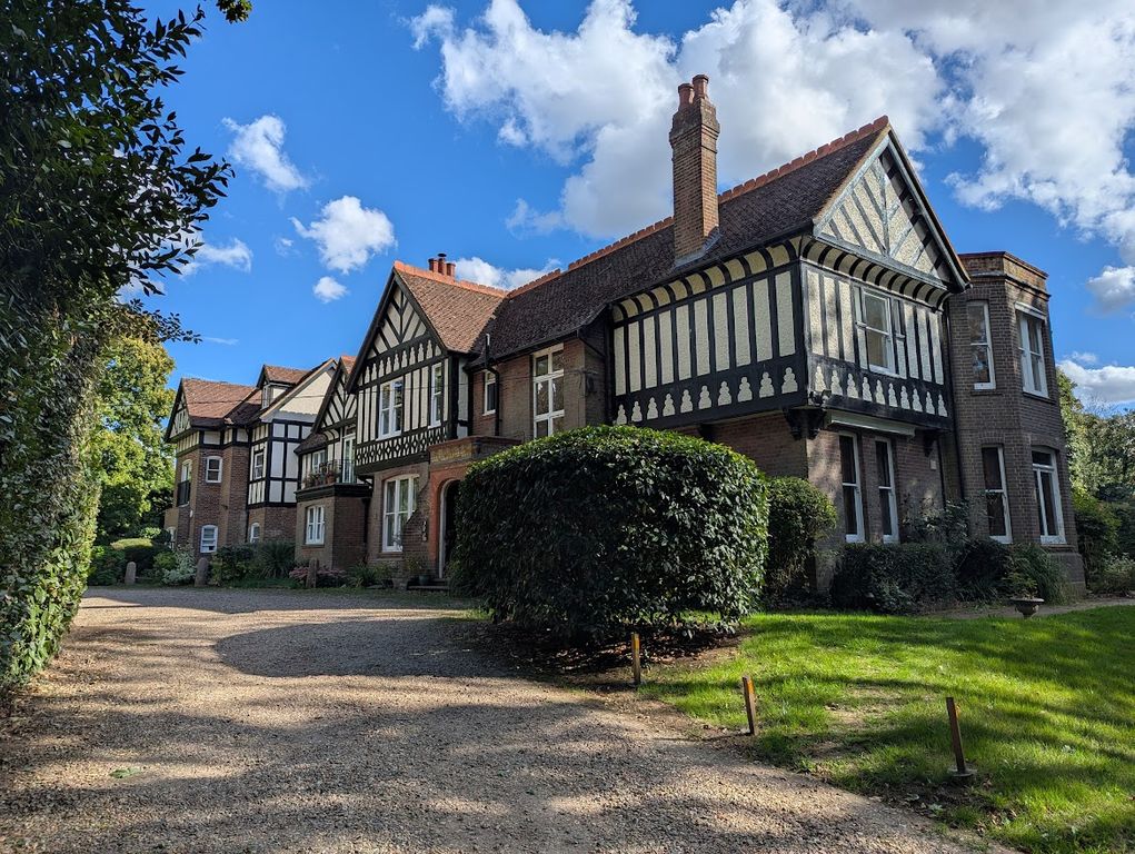 Property photo 1 of 19