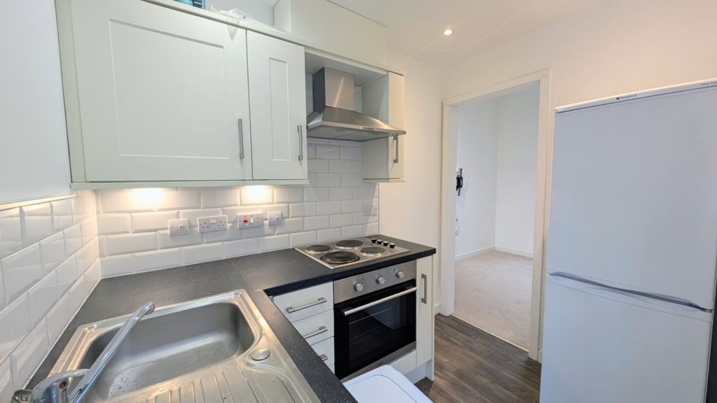 Property photo 2 of 13 Picture No. 07