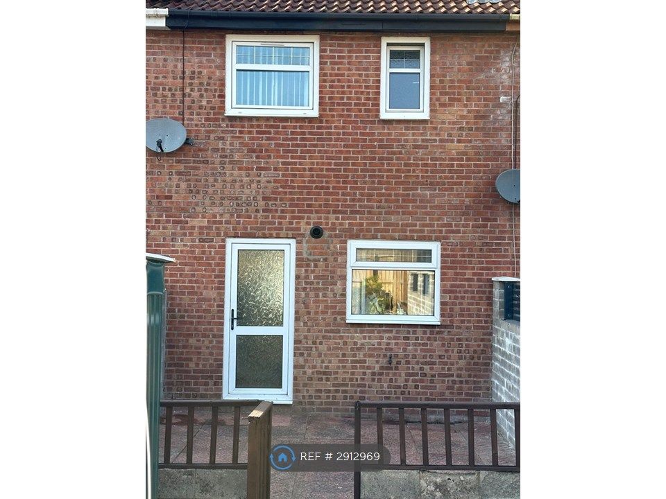 Property photo 2 of 14